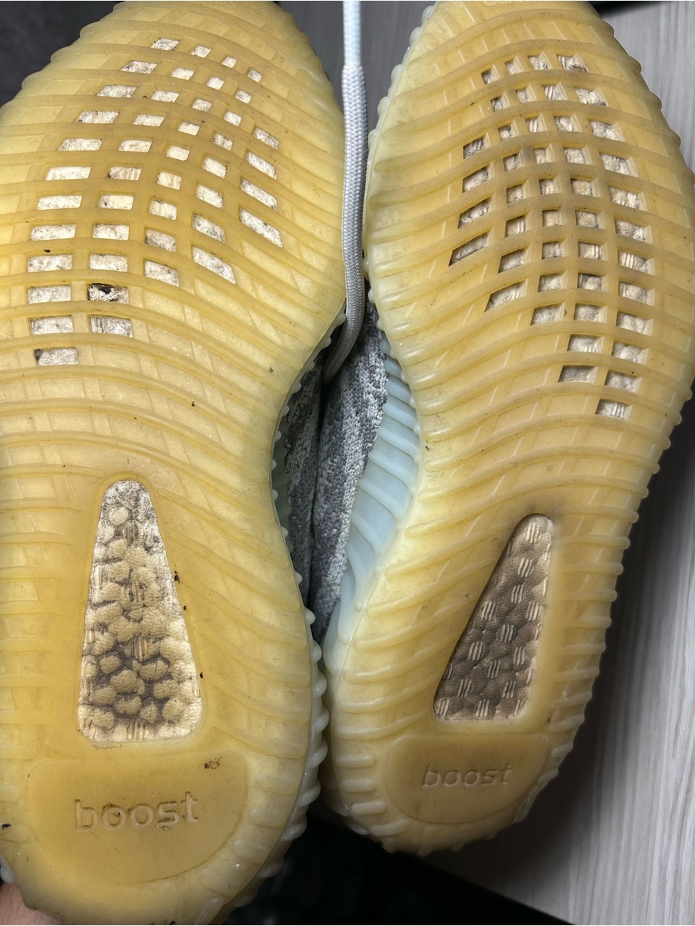 Adidas Yeezy boost 350 V2 gray size 6 used - Picture 5 of 5